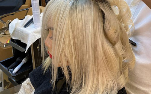 blonde-woman-hair-treatment